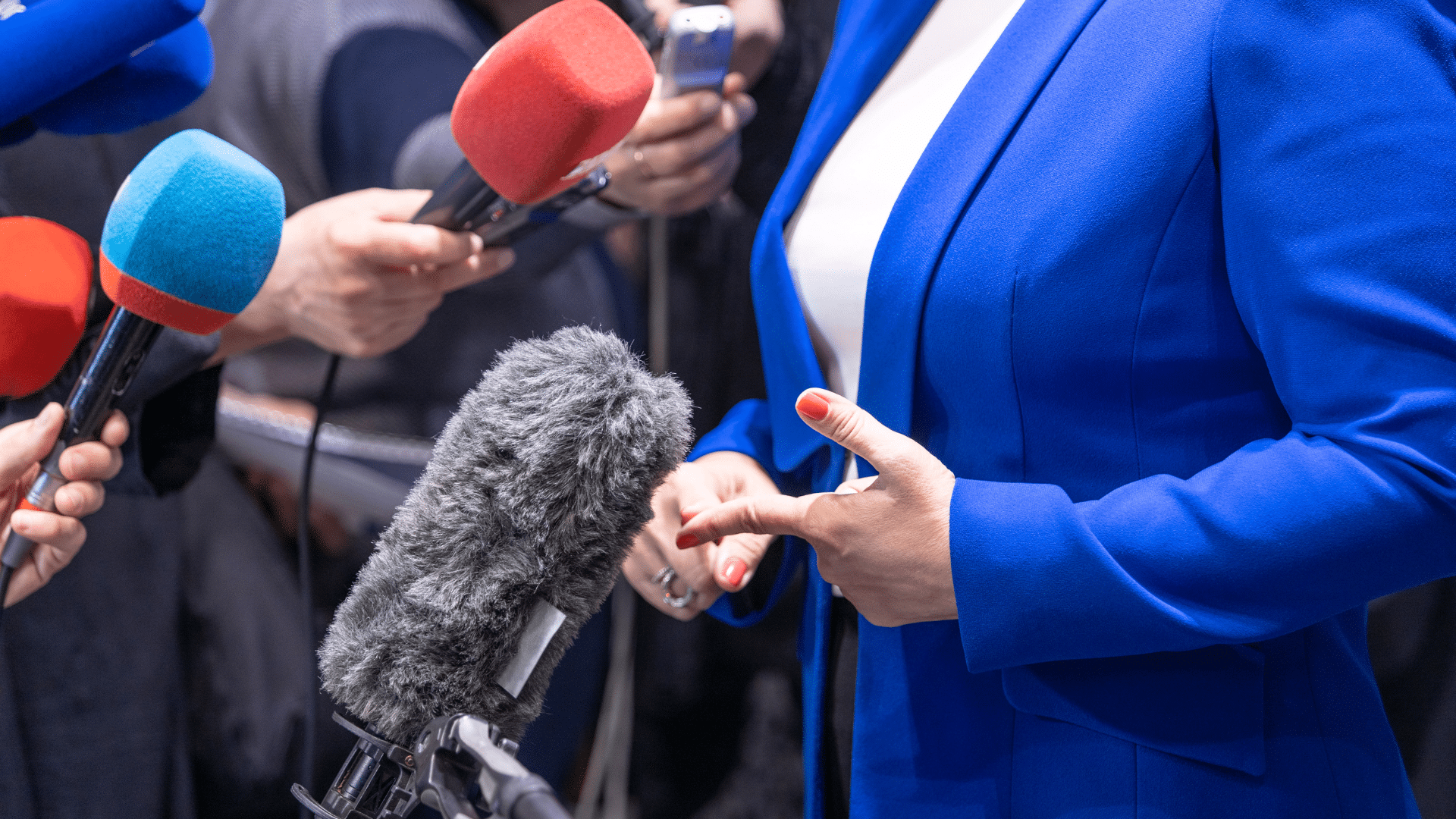 Das Muster ist alt und unerquicklich. Propaganda ist fast immer das, was der Feind betreibt